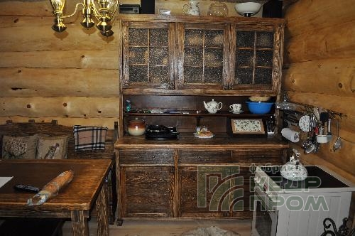 Шкаф кухонный из кедра под старину длина 170 см